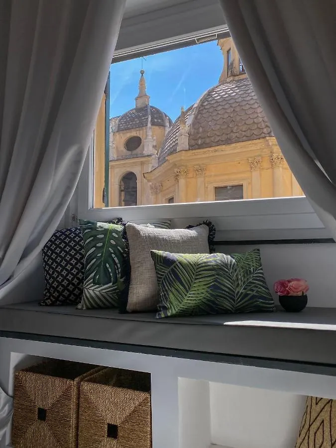 Happy Family Apartments San Pietro Gênes 0*,