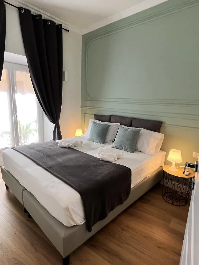 Happy Family Apartments San Pietro Gênes